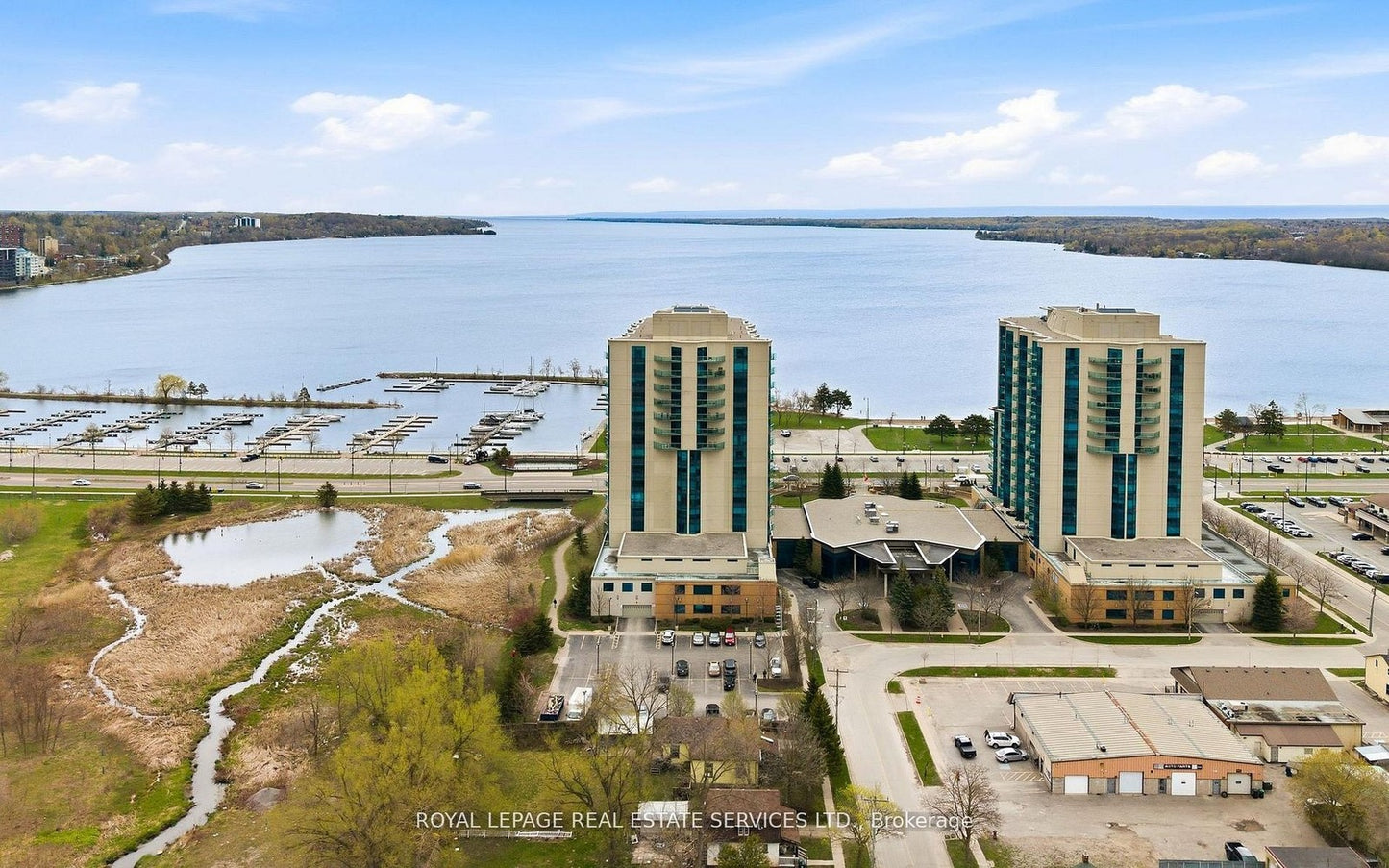 1509 - 33 ELLEN STREET Barrie (City Centre), Ontario L4N6E9