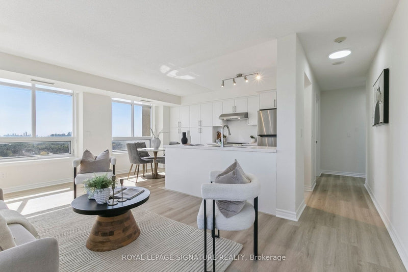 1307 - 18 KENASTON GARDENS Toronto (Bayview Village), Ontario M2K3C7