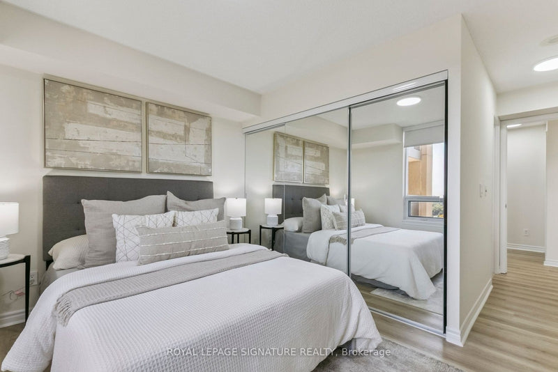 1307 - 18 KENASTON GARDENS Toronto (Bayview Village), Ontario M2K3C7