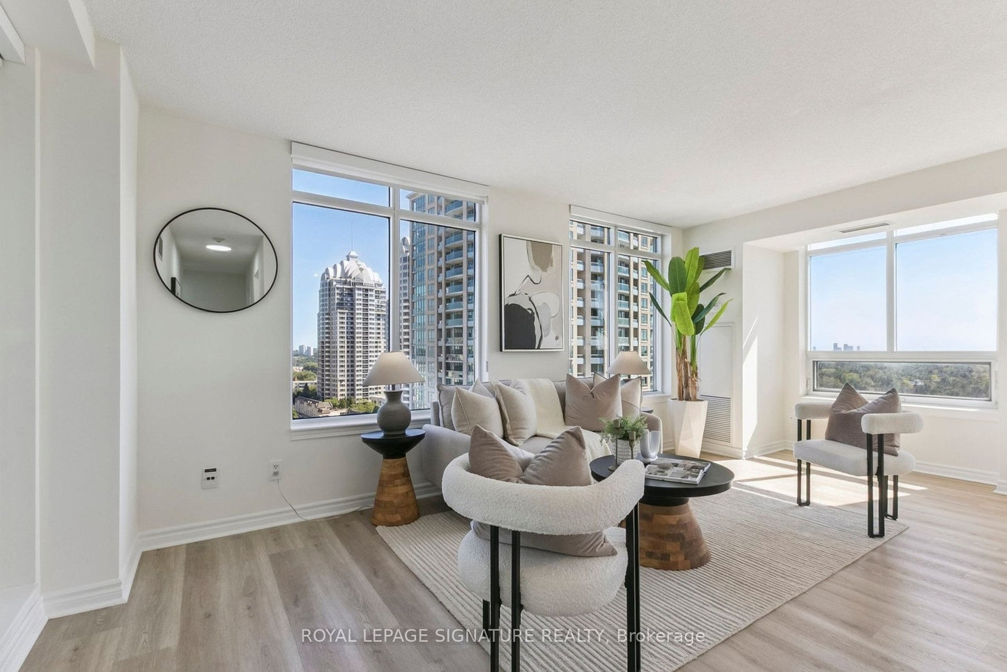 1307 - 18 KENASTON GARDENS Toronto (Bayview Village), Ontario M2K3C7