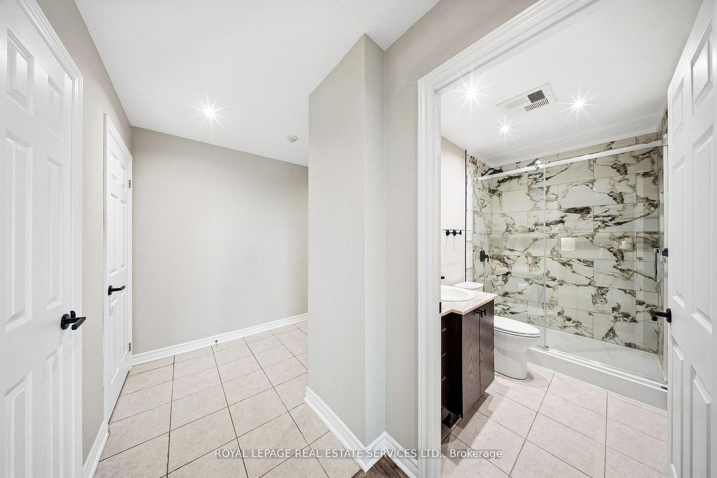 1509 - 33 ELLEN STREET Barrie (City Centre), Ontario L4N6E9