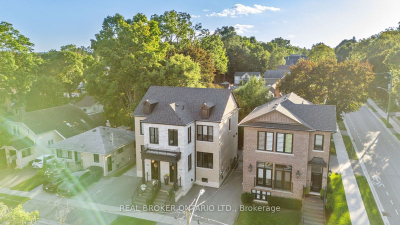 172-174 VICTORIA STREET Newmarket (Central Newmarket), Ontario L3Y4E1