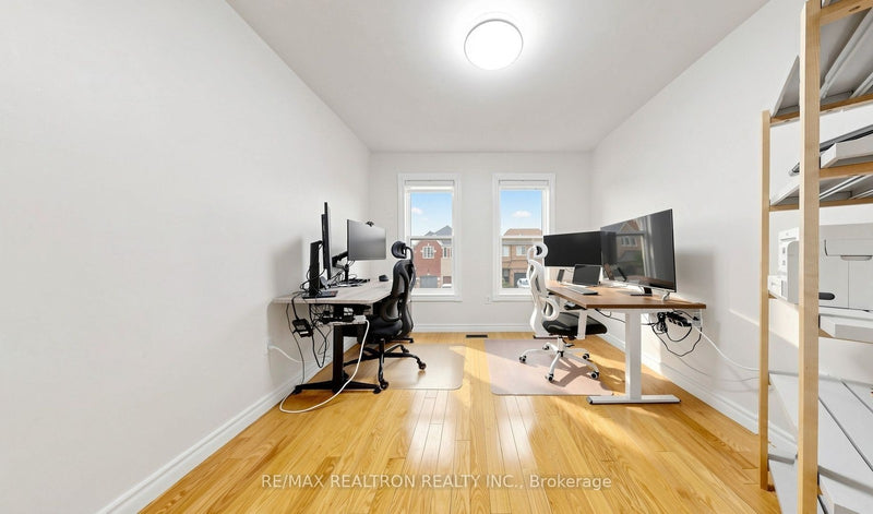 21 BELVIA DRIVE Vaughan (Patterson), Ontario L4K5J6