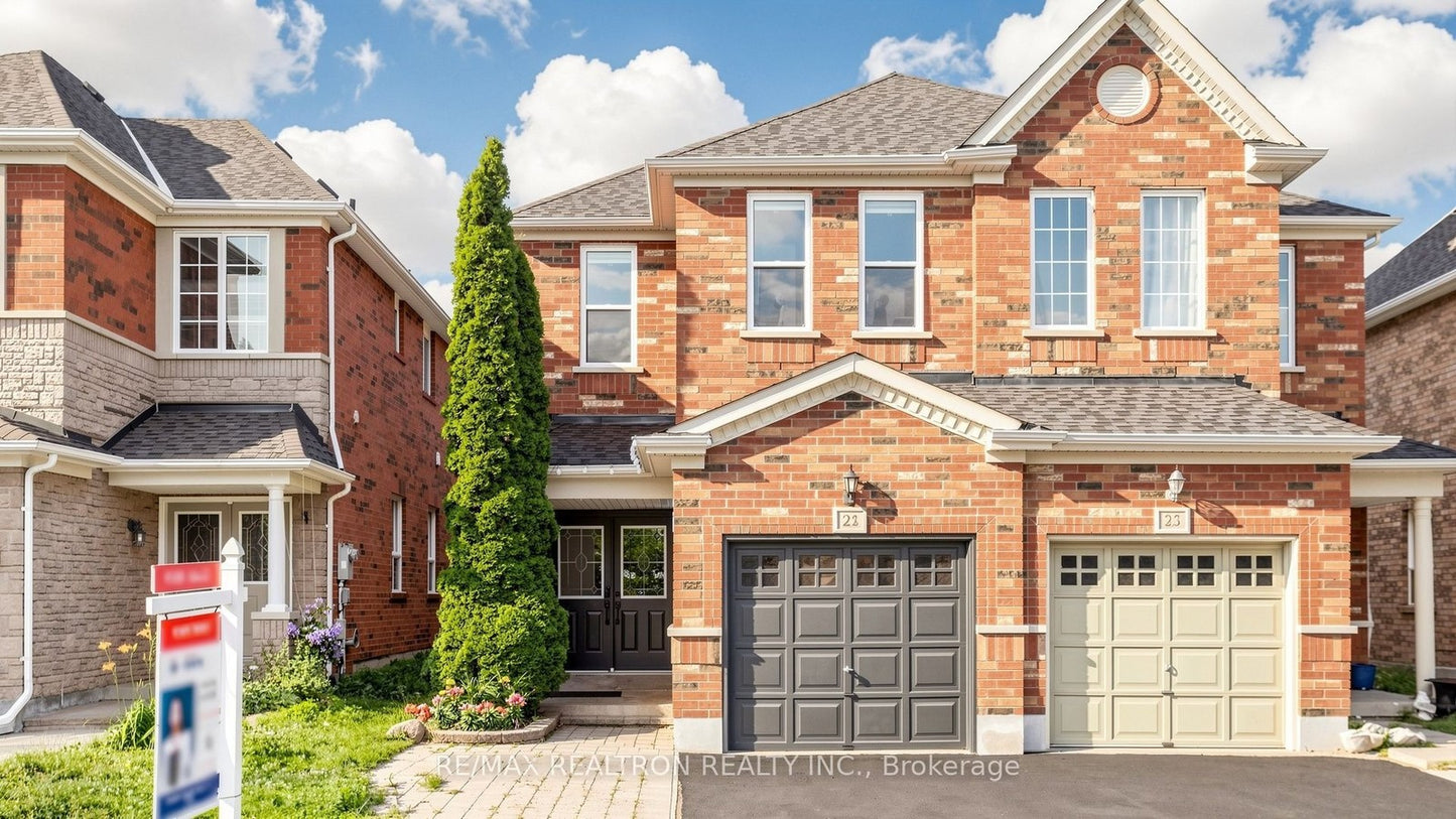 21 BELVIA DRIVE Vaughan (Patterson), Ontario L4K5J6