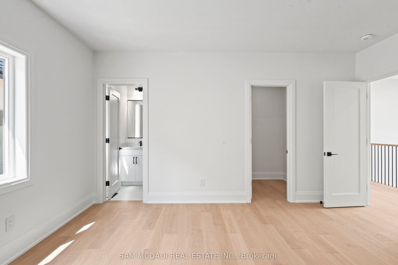 2350 EIGHTH LINE Oakville (WC Wedgewood Creek), Ontario L6H7E6