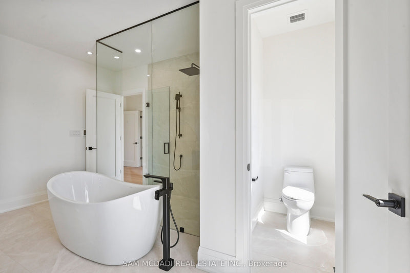 2350 EIGHTH LINE Oakville (WC Wedgewood Creek), Ontario L6H7E6