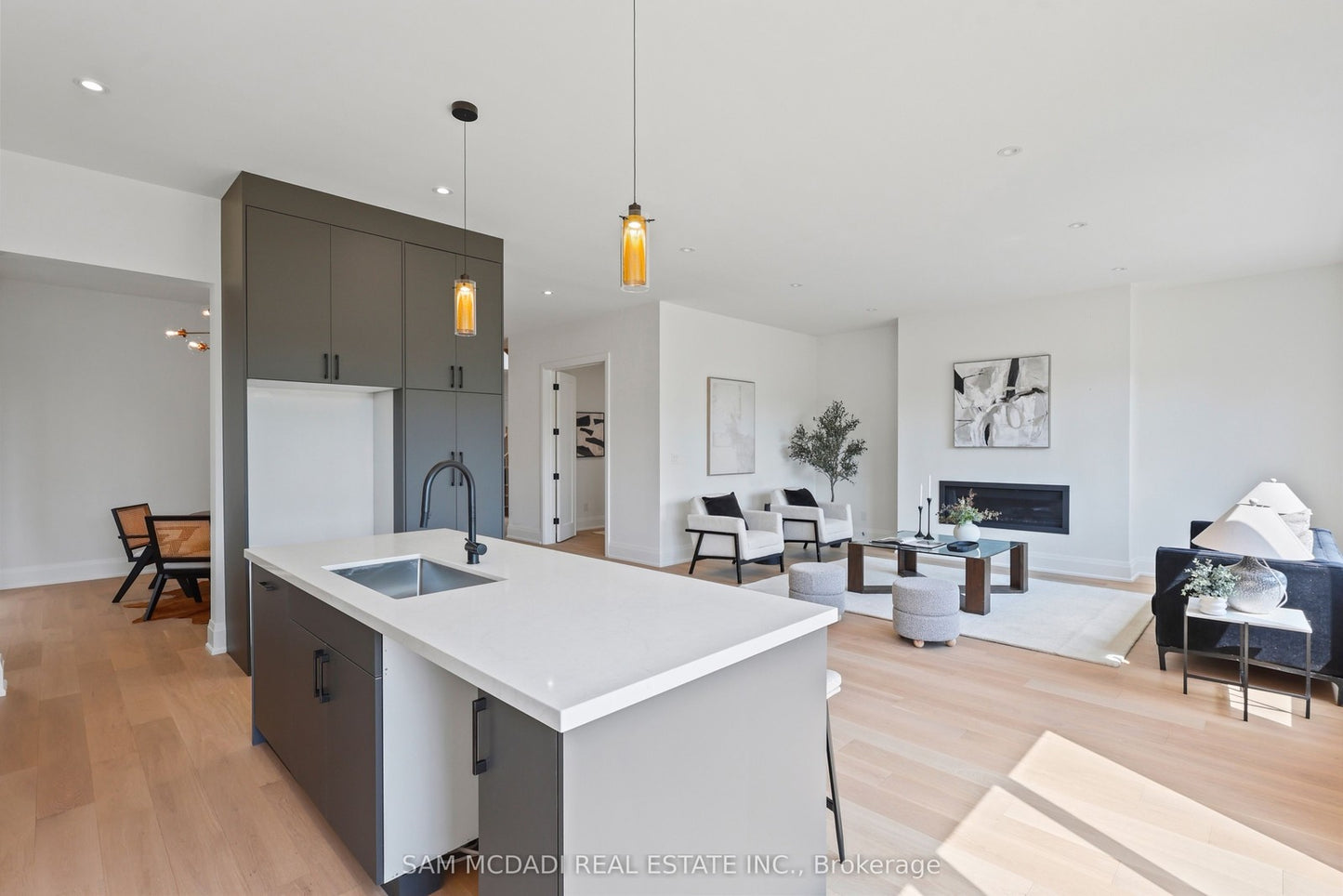 2350 EIGHTH LINE Oakville (WC Wedgewood Creek), Ontario L6H7E6