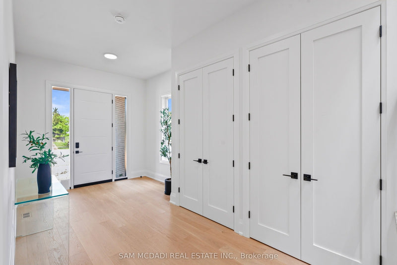2350 EIGHTH LINE Oakville (WC Wedgewood Creek), Ontario L6H7E6