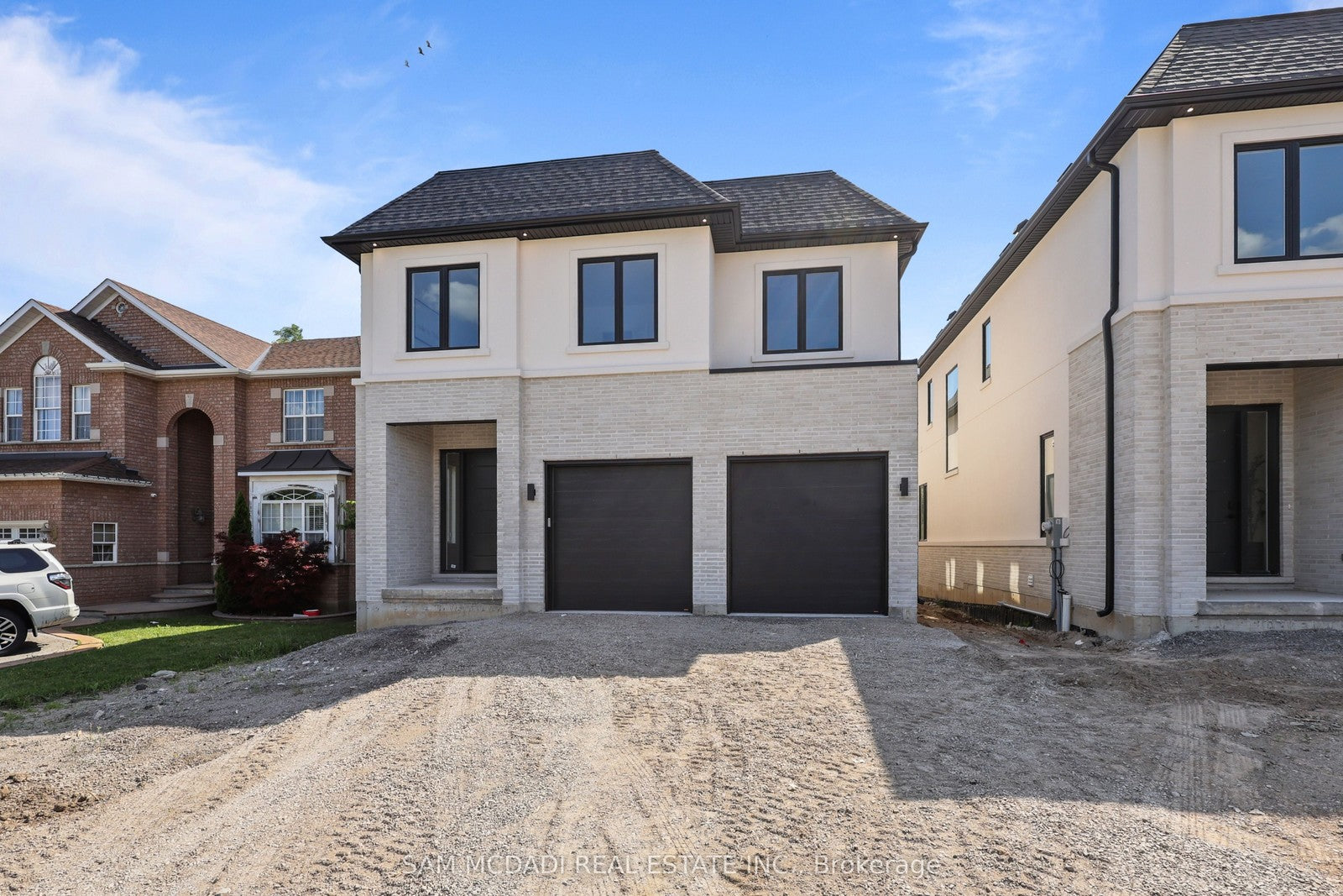 2350 EIGHTH LINE Oakville (WC Wedgewood Creek), Ontario L6H7E6