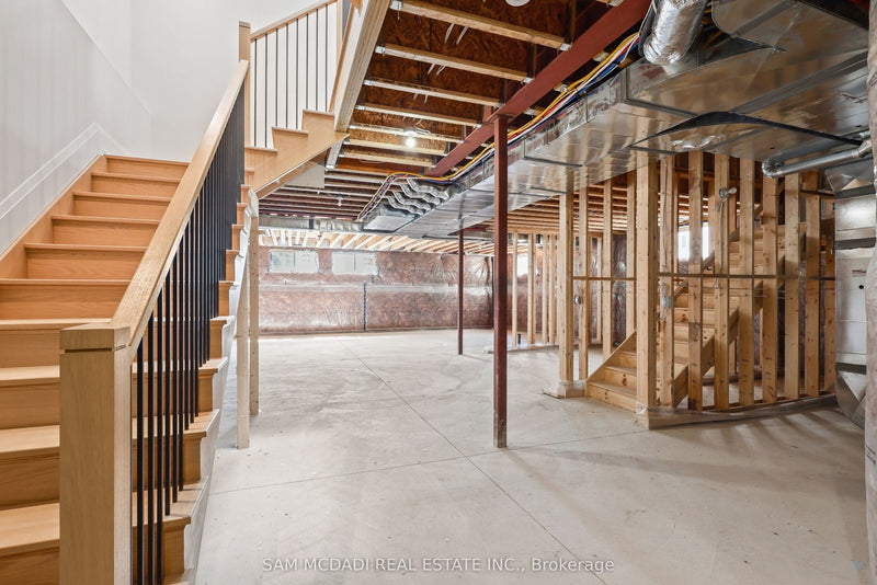 2350 EIGHTH LINE Oakville (WC Wedgewood Creek), Ontario L6H7E6