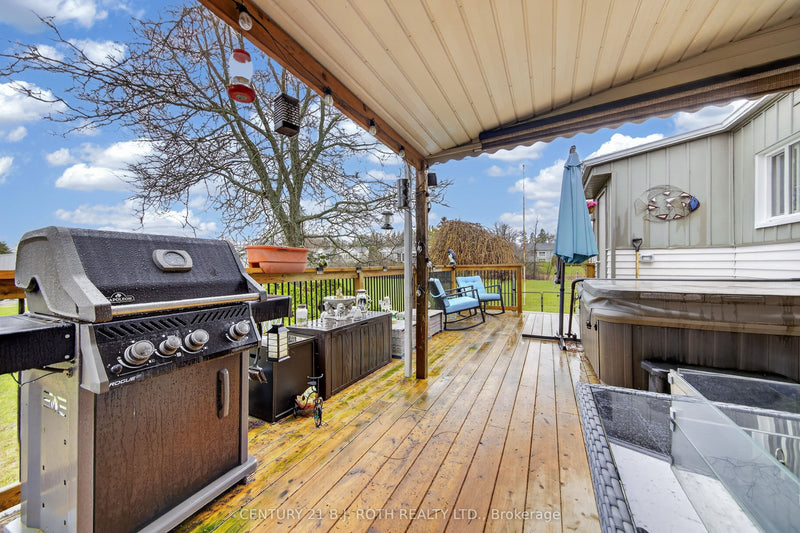25 COMFORTS COVE COURT Innisfil, Ontario L9S1S3