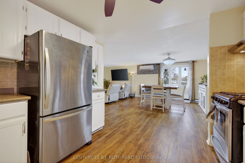 25 COMFORTS COVE COURT Innisfil, Ontario L9S1S3