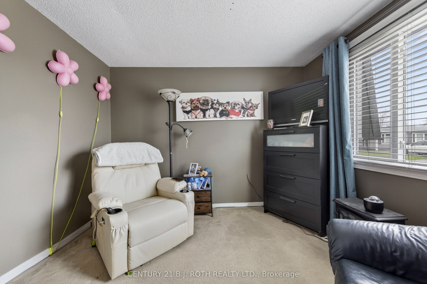25 COMFORTS COVE COURT Innisfil, Ontario L9S1S3