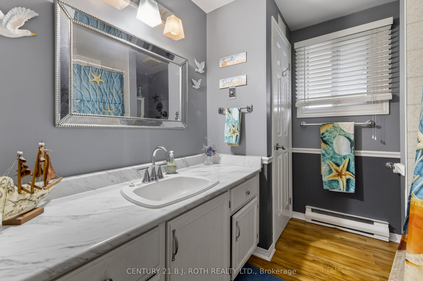 25 COMFORTS COVE COURT Innisfil, Ontario L9S1S3