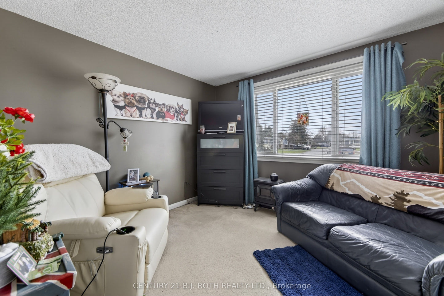 25 COMFORTS COVE COURT Innisfil, Ontario L9S1S3