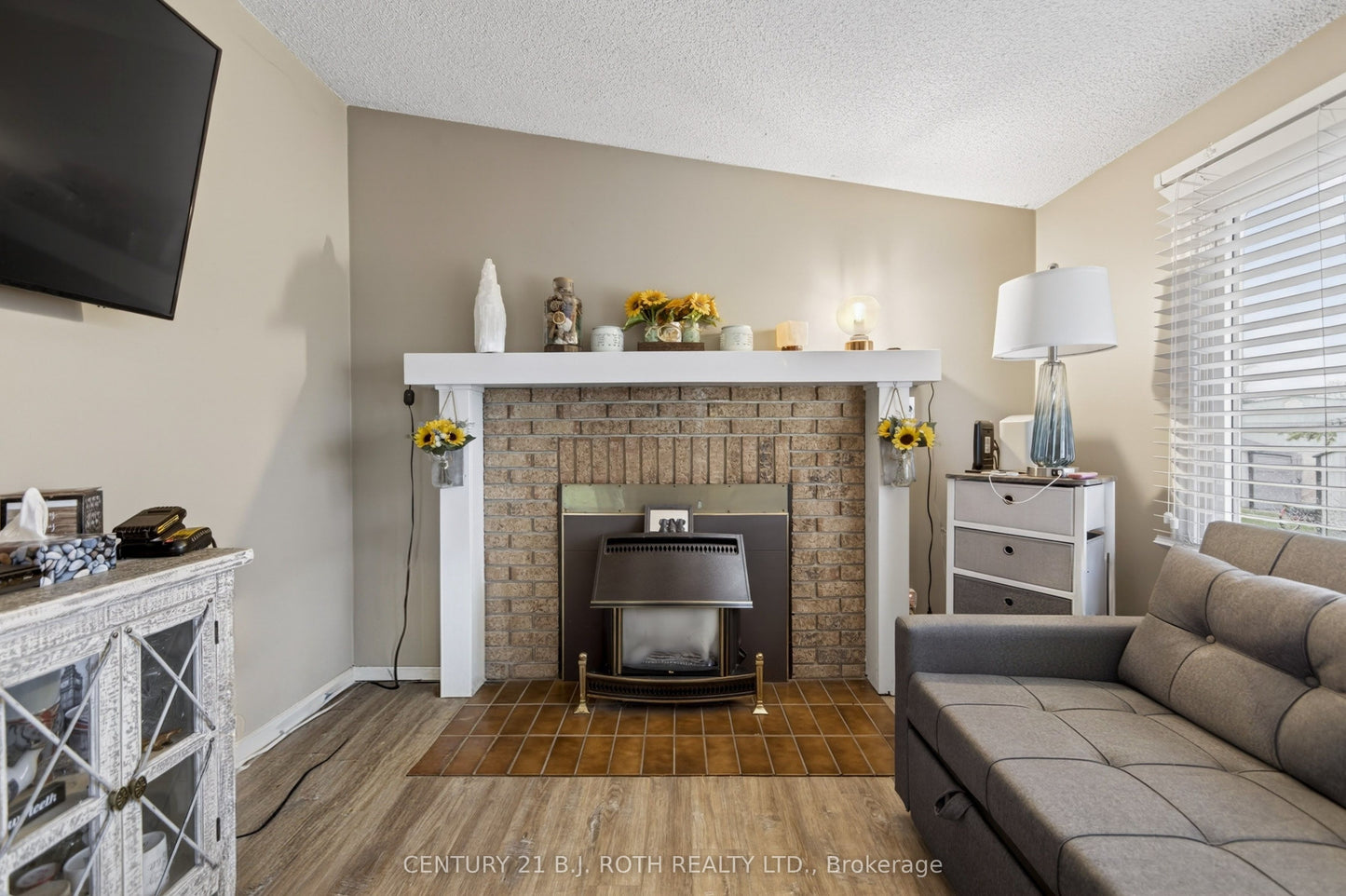 25 COMFORTS COVE COURT Innisfil, Ontario L9S1S3