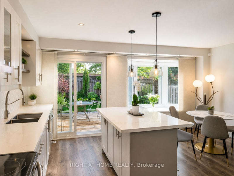 267 PINNACLE TRAIL Aurora (Bayview Wellington), Ontario L4G7G4