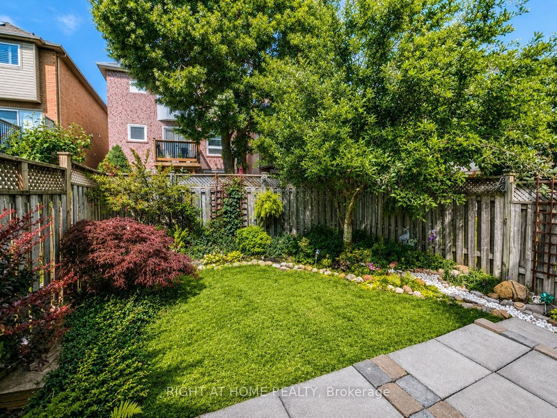 267 PINNACLE TRAIL Aurora (Bayview Wellington), Ontario L4G7G4