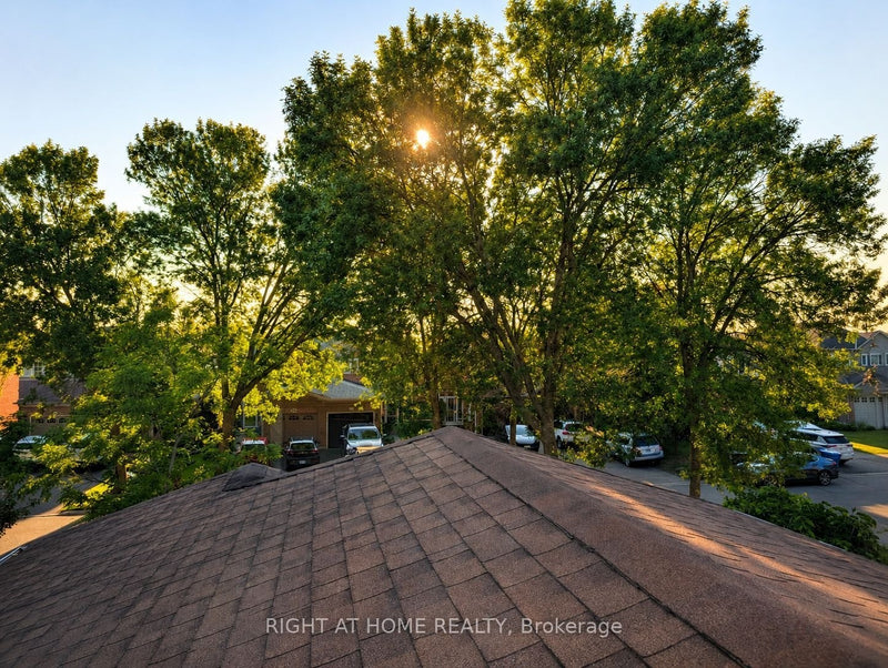 267 PINNACLE TRAIL Aurora (Bayview Wellington), Ontario L4G7G4