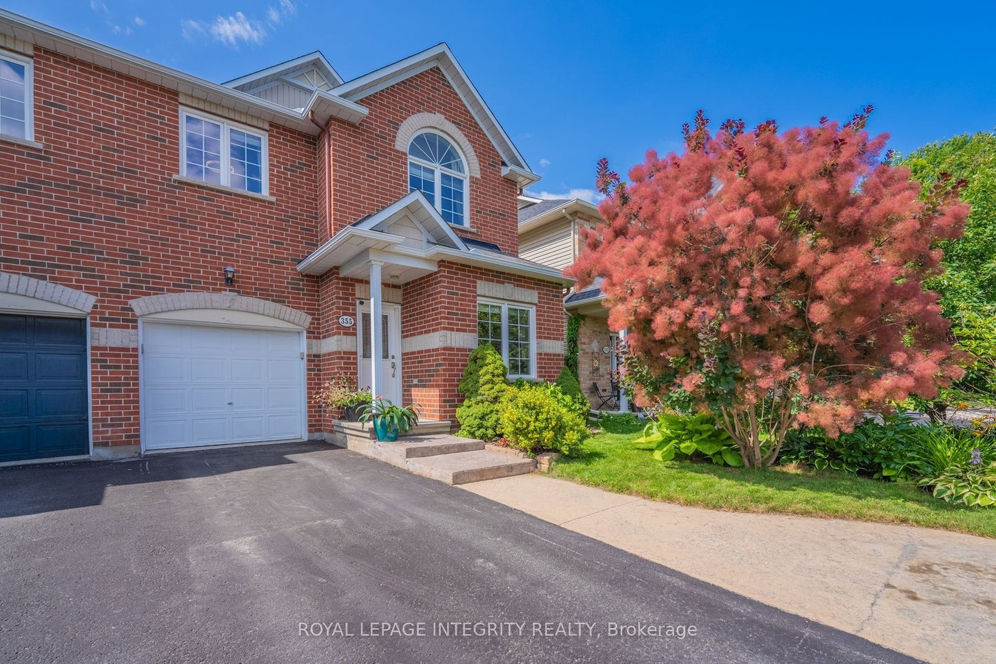 355 CELTIC RIDGE CRESCENT Ottawa, Ontario K2W0B6