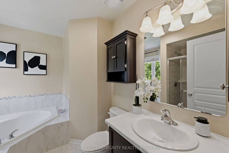 355 CELTIC RIDGE CRESCENT Ottawa, Ontario K2W0B6