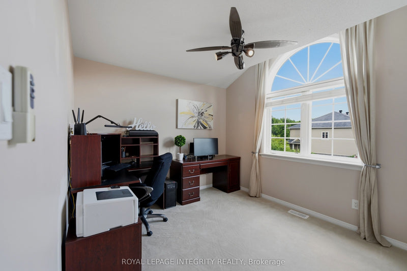 355 CELTIC RIDGE CRESCENT Ottawa, Ontario K2W0B6