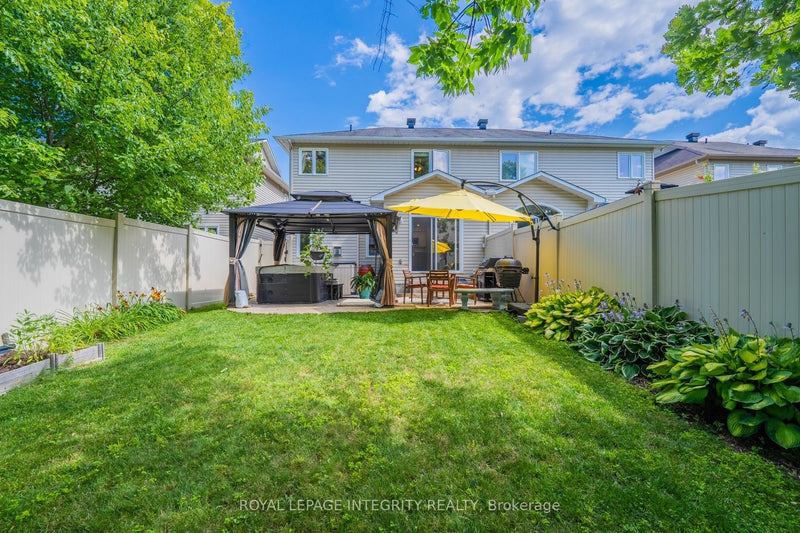 355 CELTIC RIDGE CRESCENT Ottawa, Ontario K2W0B6