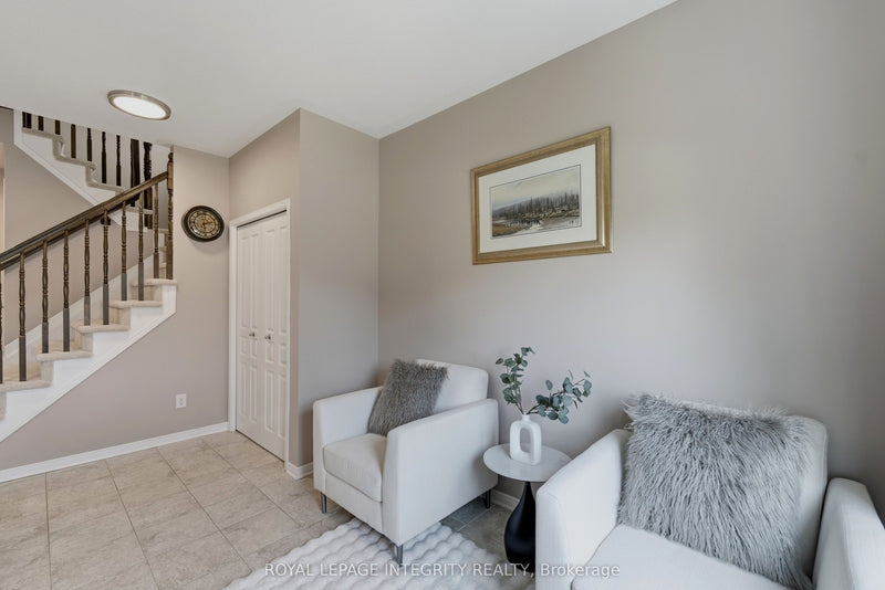 355 CELTIC RIDGE CRESCENT Ottawa, Ontario K2W0B6