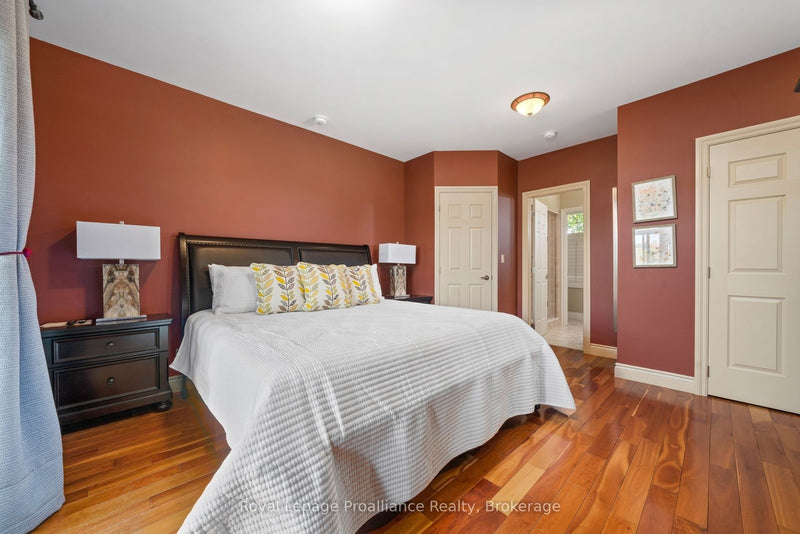 46 STAPLETON ROAD Prince Edward County (Hillier Ward), Ontario K0K2T0