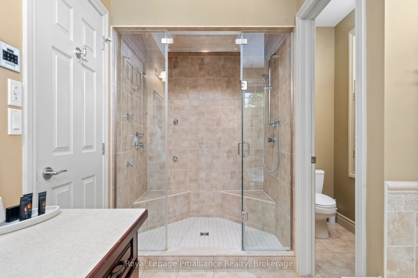 46 STAPLETON ROAD Prince Edward County (Hillier Ward), Ontario K0K2T0