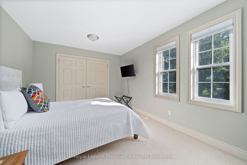 46 STAPLETON ROAD Prince Edward County (Hillier Ward), Ontario K0K2T0