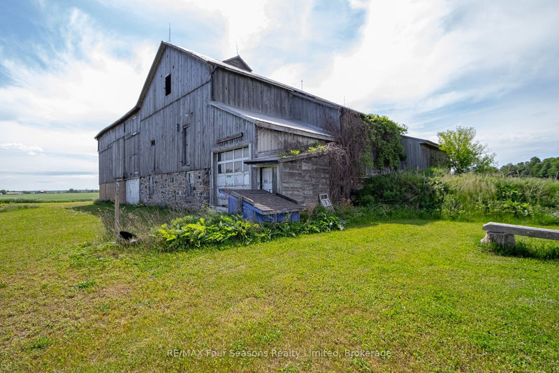 5803 26 HIGHWAY Clearview, Ontario L0M1S0