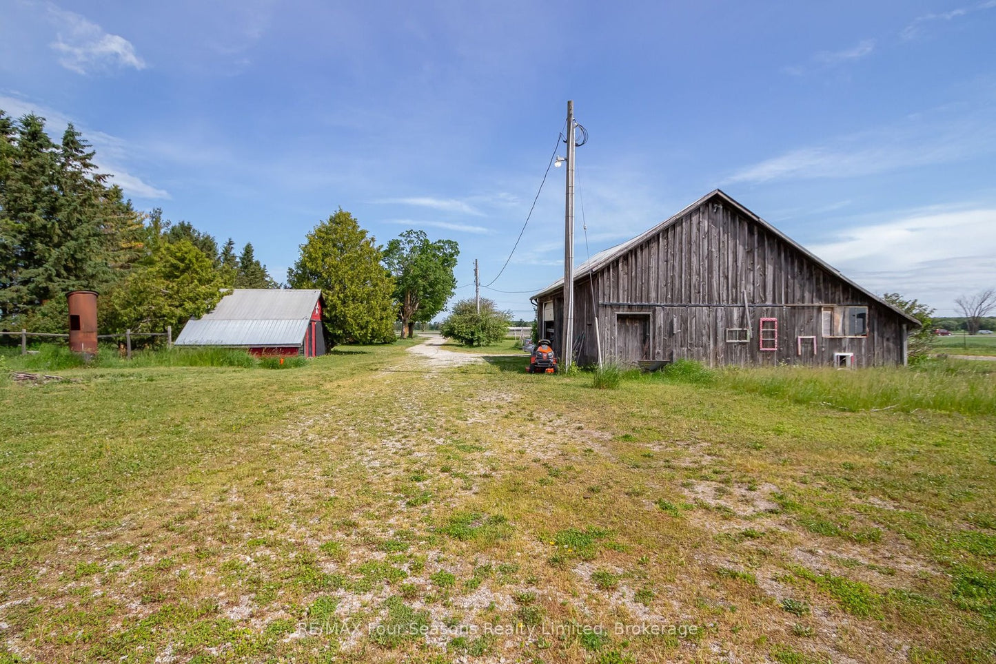 5803 26 HIGHWAY Clearview, Ontario L0M1S0
