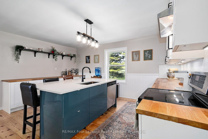 5803 26 HIGHWAY Clearview, Ontario L0M1S0