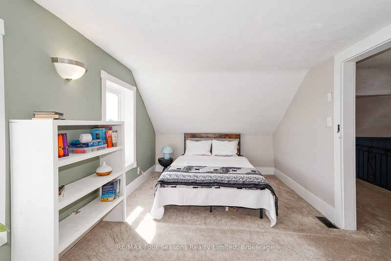 5803 26 HIGHWAY Clearview, Ontario L0M1S0
