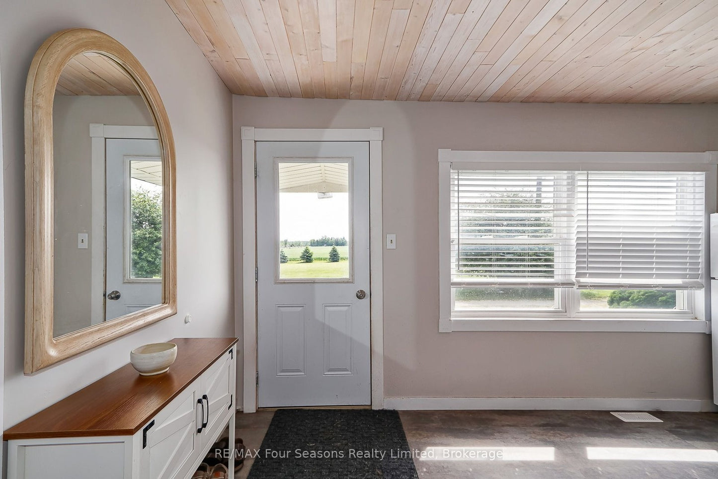 5803 26 HIGHWAY Clearview, Ontario L0M1S0