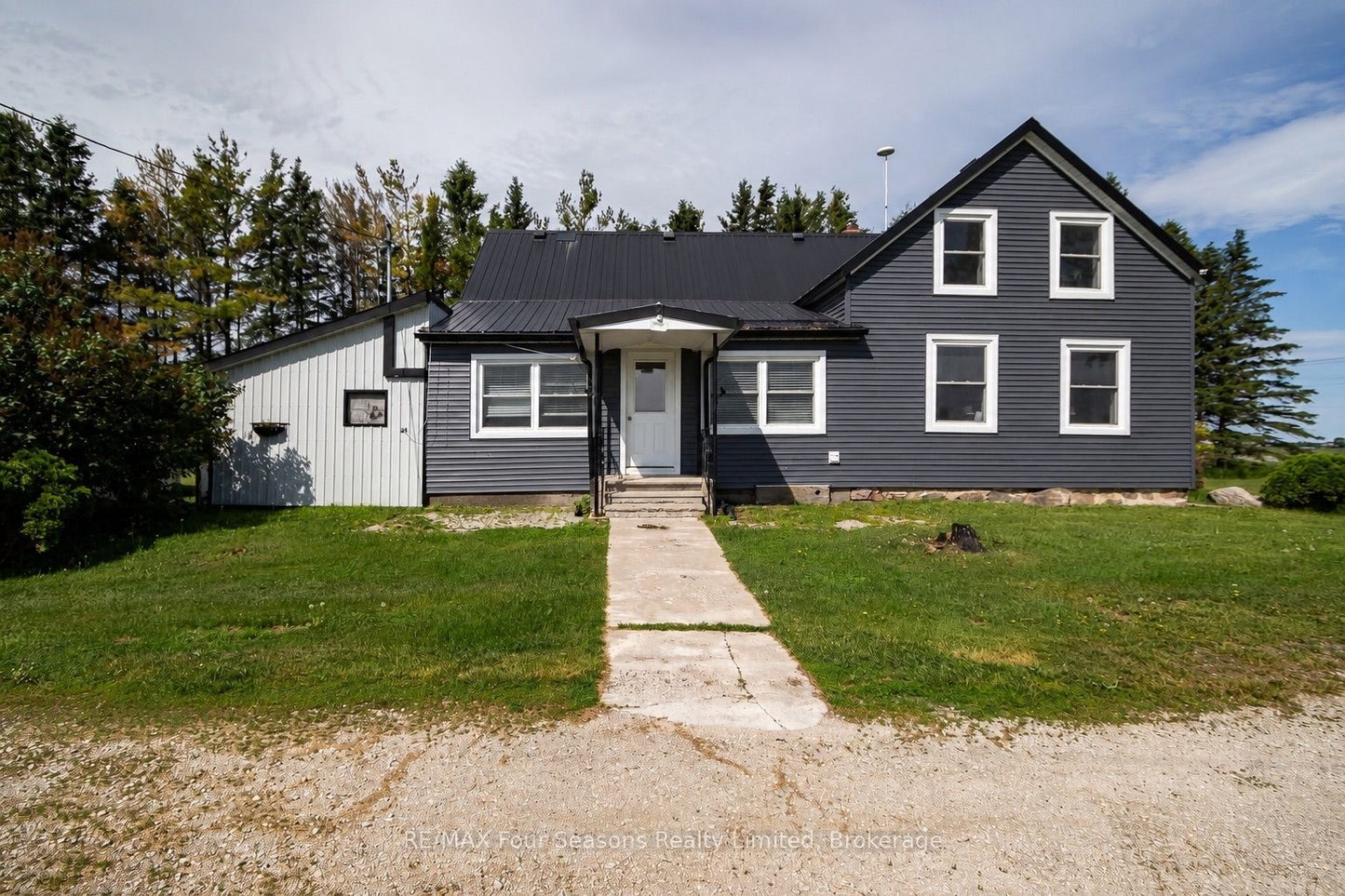 5803 26 HIGHWAY Clearview, Ontario L0M1S0