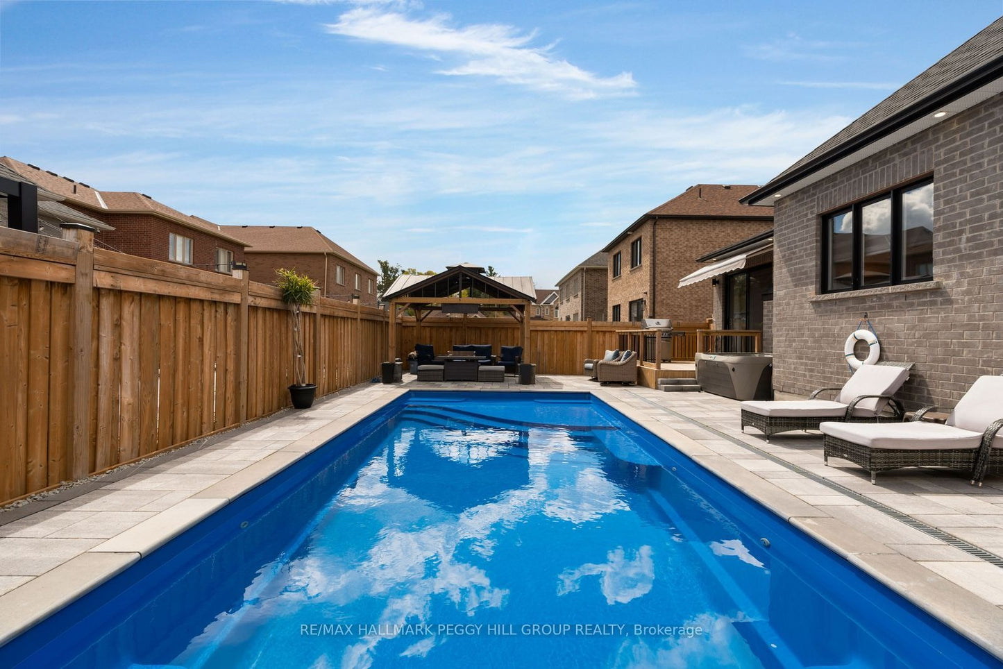 5 WOOD CRESCENT Essa (Angus), Ontario L3W0M5