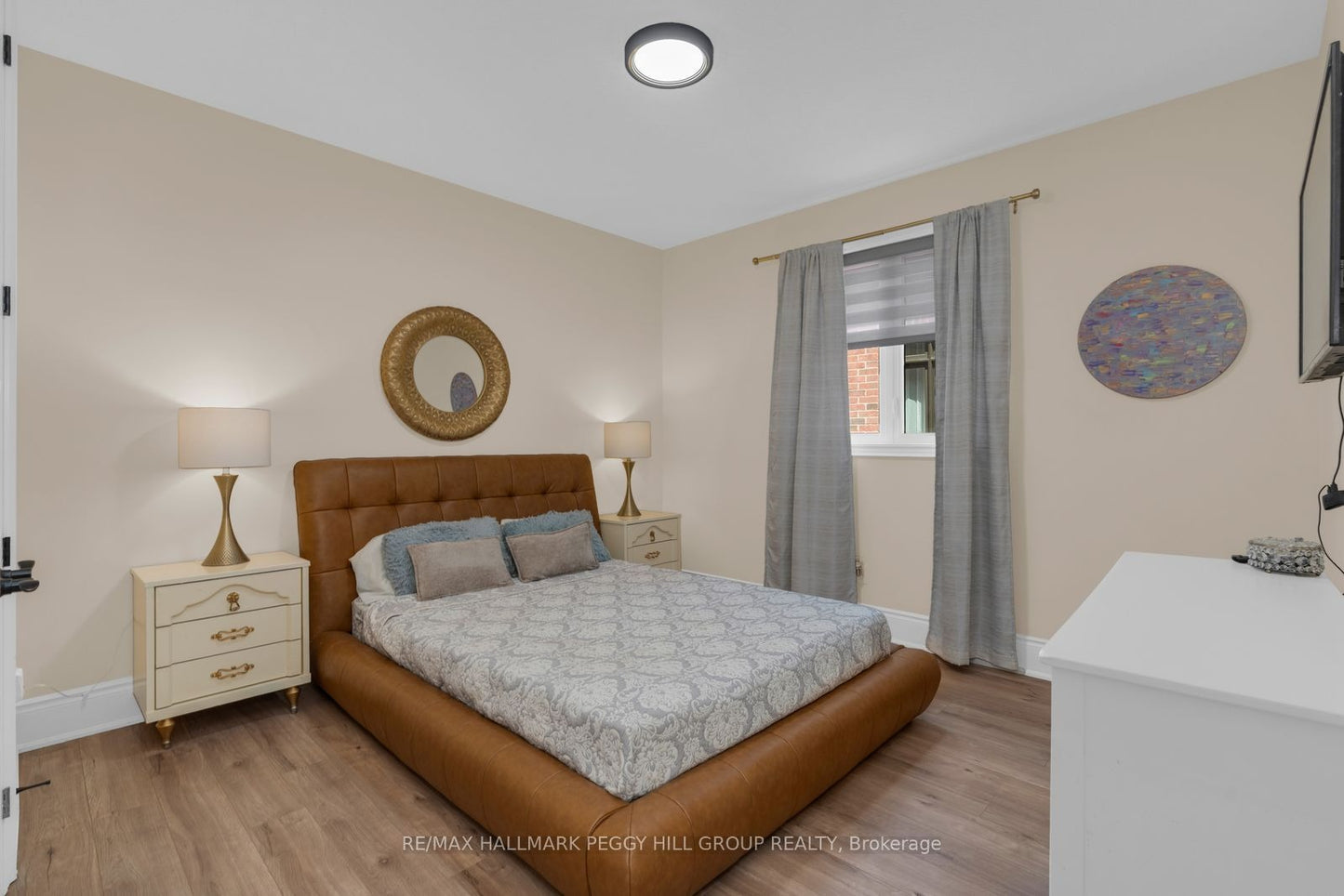 5 WOOD CRESCENT Essa (Angus), Ontario L3W0M5