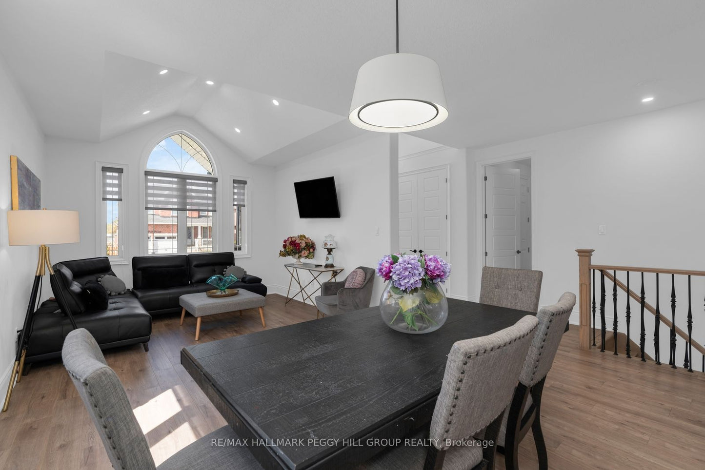 5 WOOD CRESCENT Essa (Angus), Ontario L3W0M5