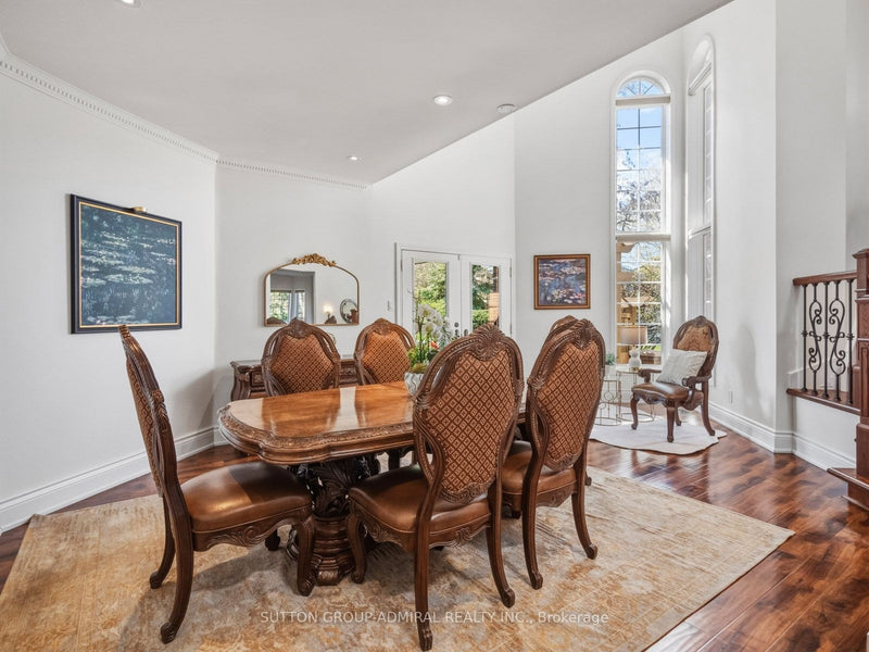 6 COLTON CRESCENT SOUTH, Woodbridge, ON L4L3L7