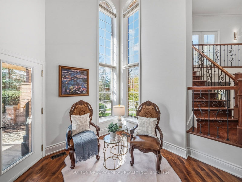 6 COLTON CRESCENT SOUTH, Woodbridge, ON L4L3L7