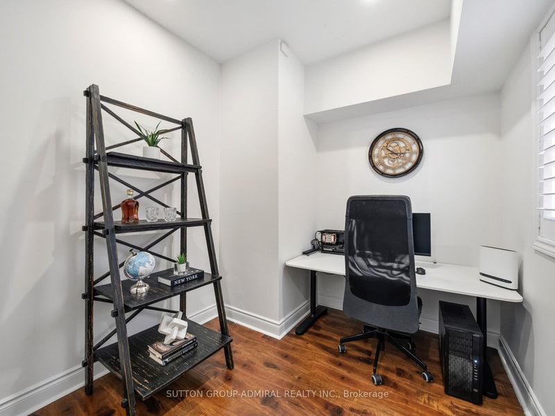 6 COLTON CRESCENT SOUTH, Woodbridge, ON L4L3L7