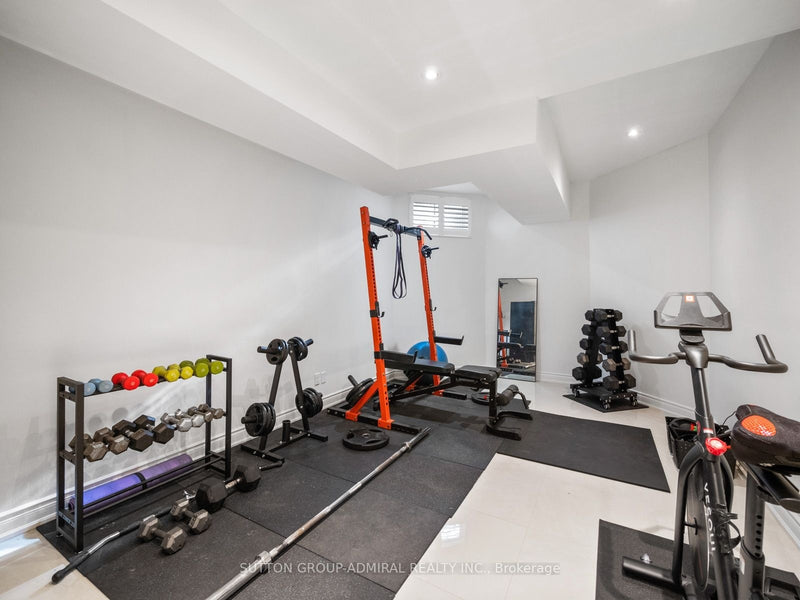 6 COLTON CRESCENT SOUTH, Woodbridge, ON L4L3L7