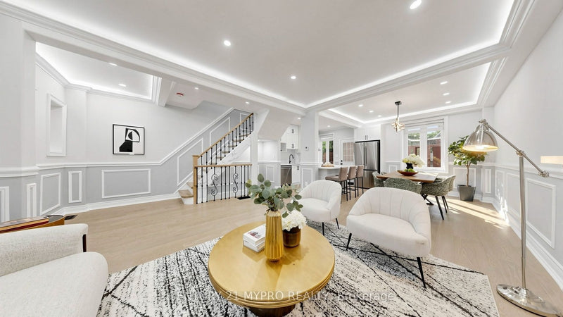 7 CHERRY NOOK GARDENS Toronto (Greenwood-Coxwell), Ontario M4L1J5