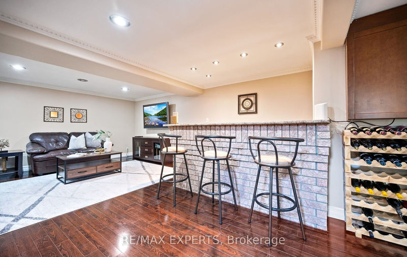 7 GOODWOOD ROAD, Brampton, ON L6S1C4