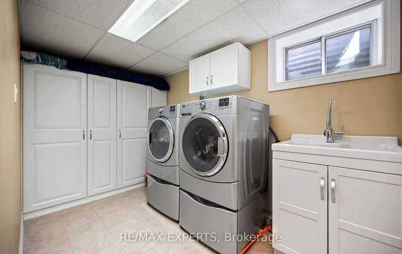 7 GOODWOOD ROAD, Brampton, ON L6S1C4