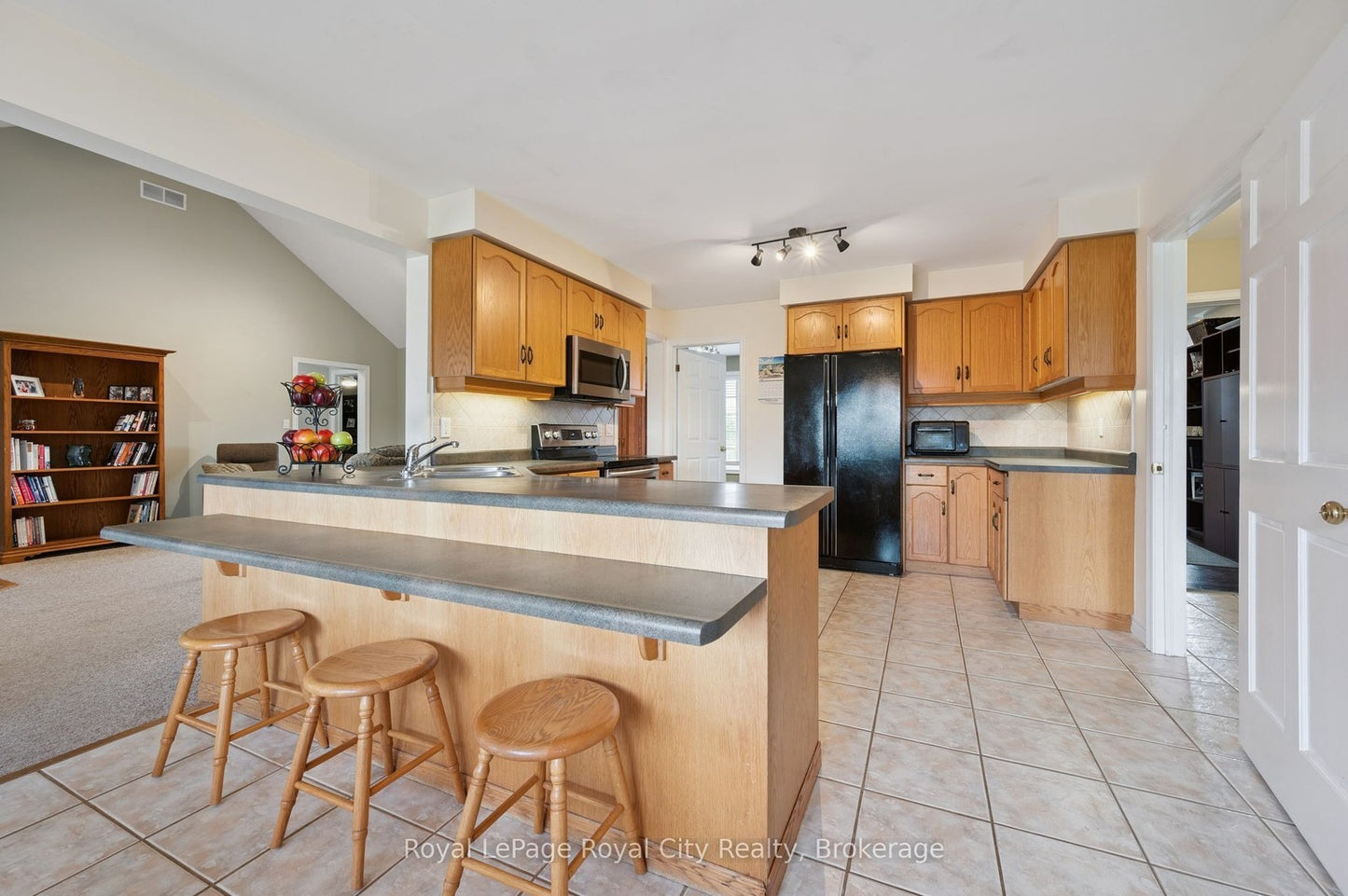 8284 INDIAN TRAIL Guelph/Eramosa, Ontario N0B2K0