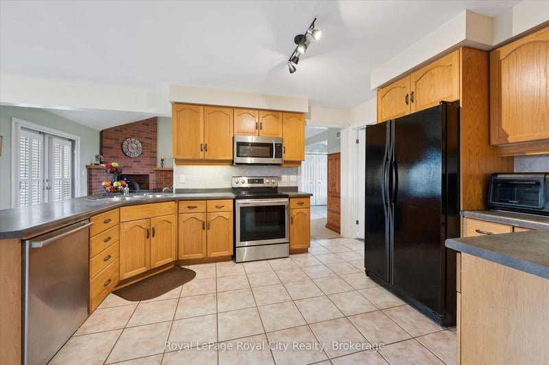 8284 INDIAN TRAIL Guelph/Eramosa, Ontario N0B2K0