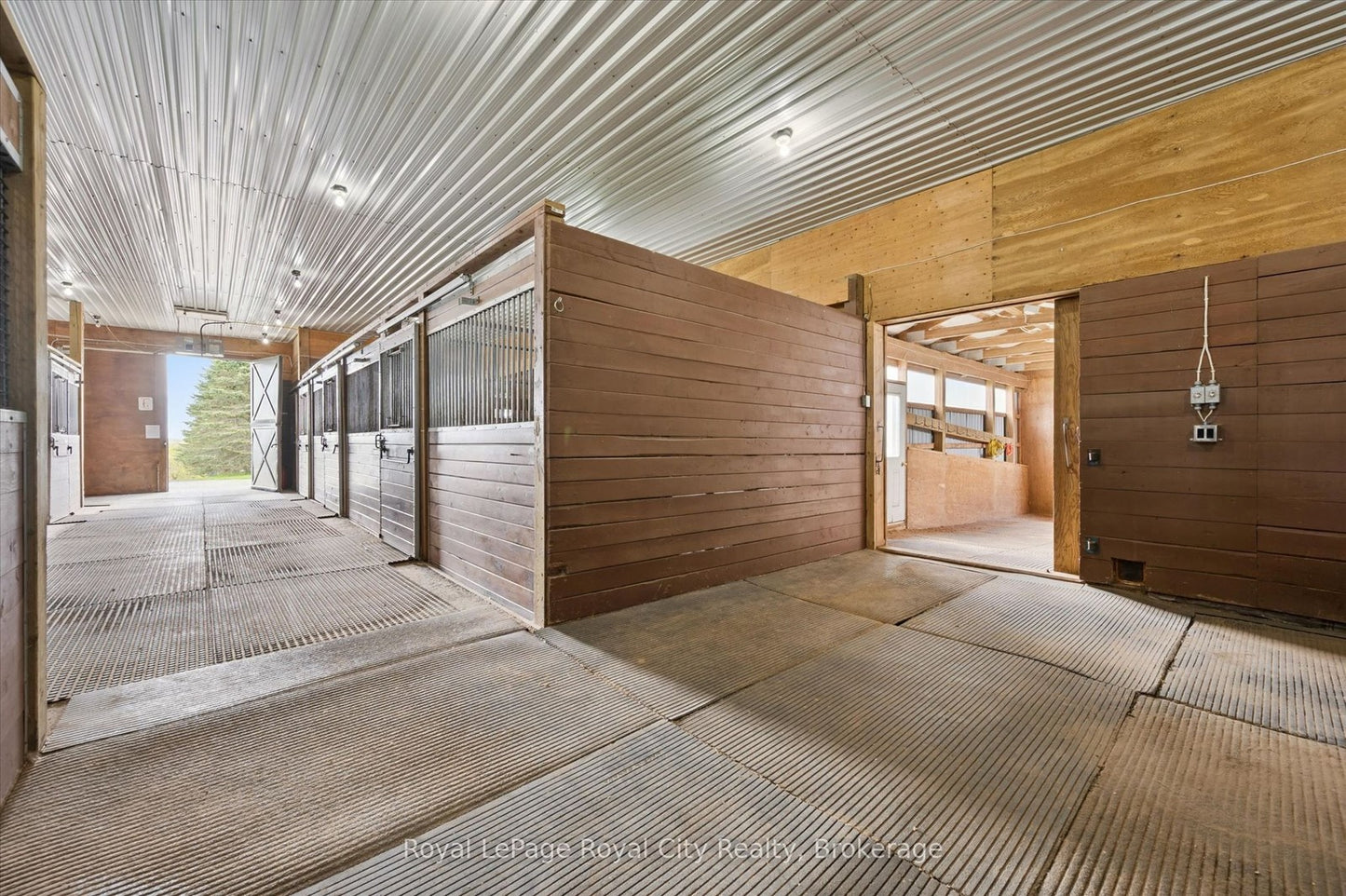 8284 INDIAN TRAIL Guelph/Eramosa, Ontario N0B2K0